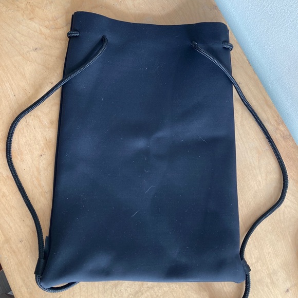 Triangl Bikini - Picture 5 of 6